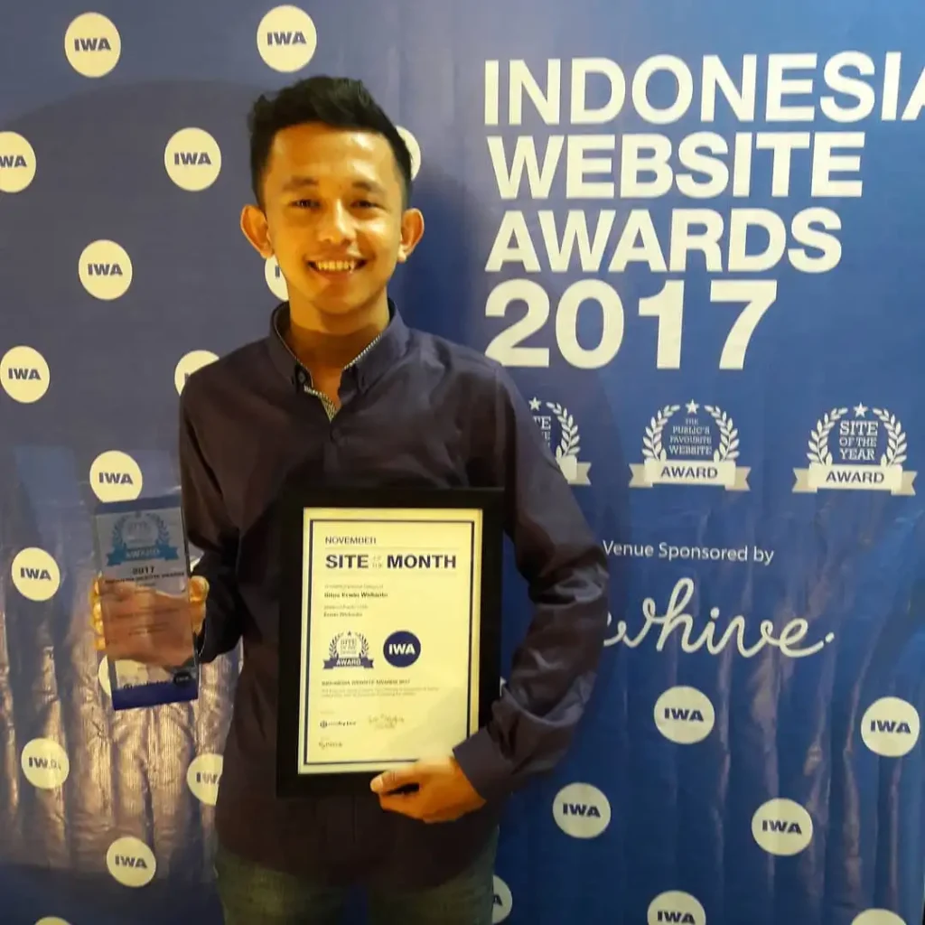 Mencari Jasa Pembuatan Website Terbaik di Bandung? WebEsia Solusinya! 3 Erwin Widianto adalah web developer di WebEsia